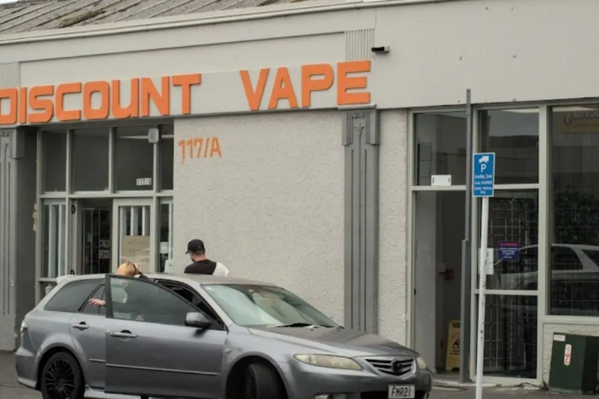 Discount Specialist & Vape Cover