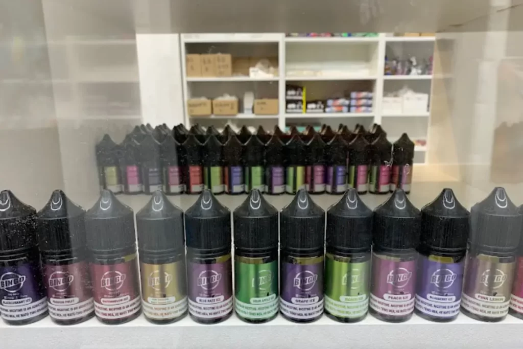 Discount Vapor Colombo St Product Display Four