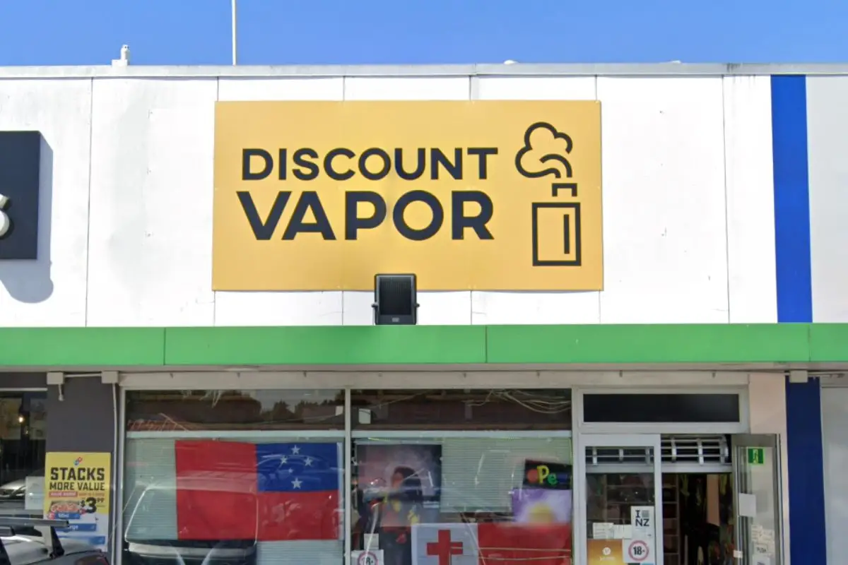 Discount Vapor Woolston