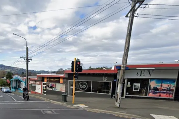 Eleven Vape - Dunedin Vape Shop Street View