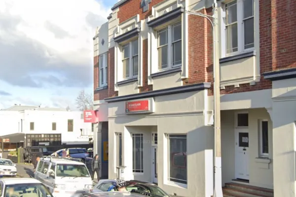 Hi-Fo Vape Club - Dunedin Vape Shop Street View 3