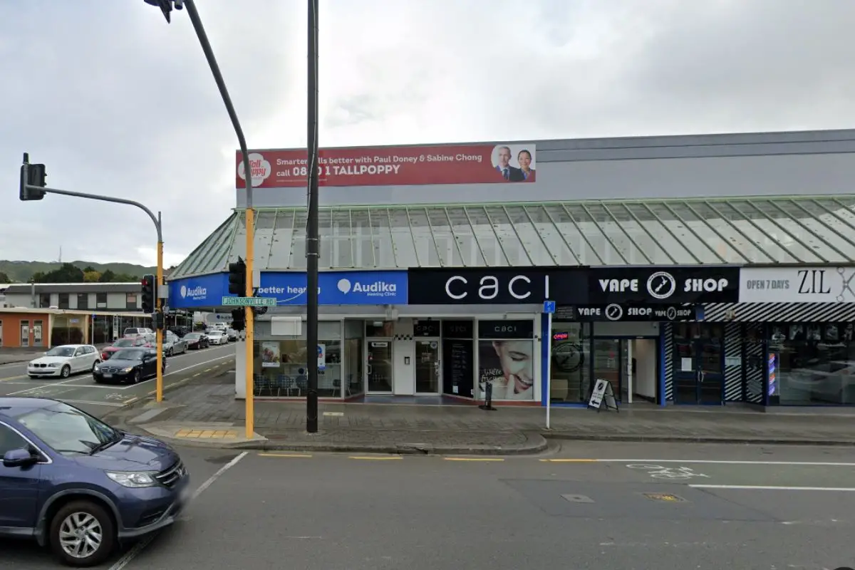 Johnsonville Vapor - NZ Vape Co - Wellington Vape Shop Display