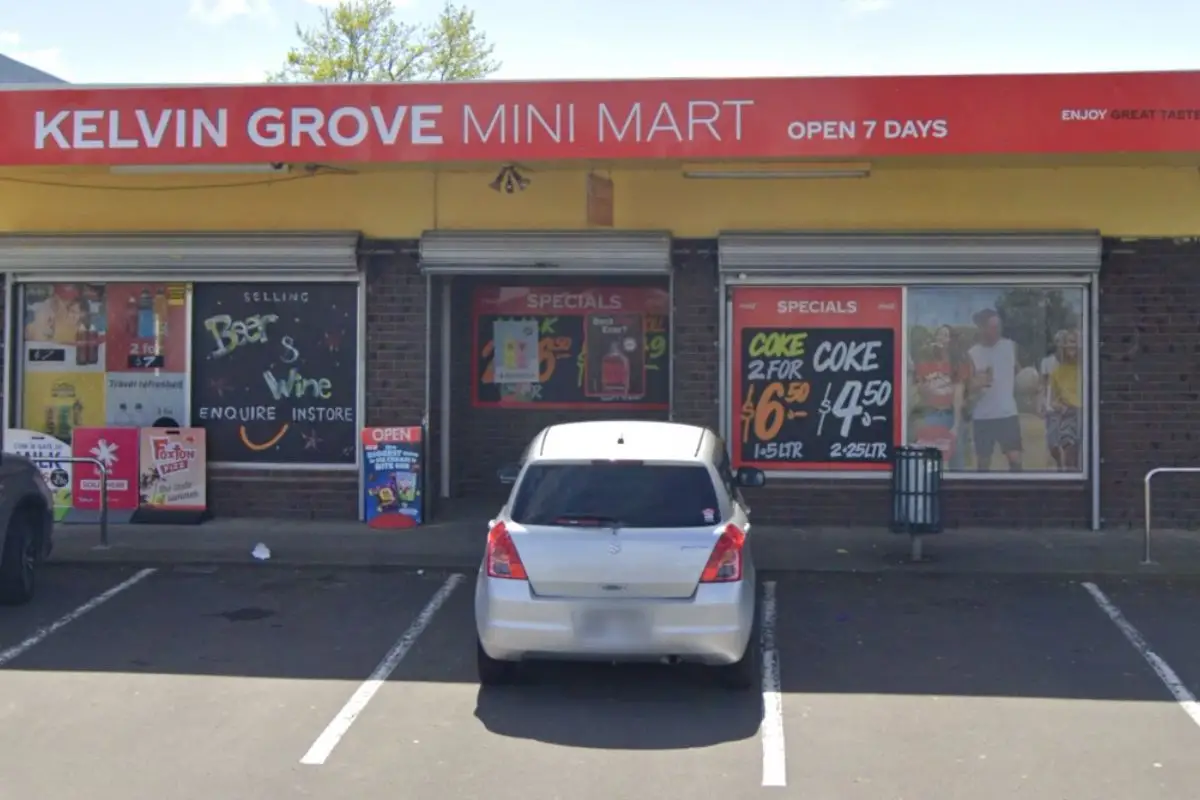 Kelvin Grove Vape Shop Cover