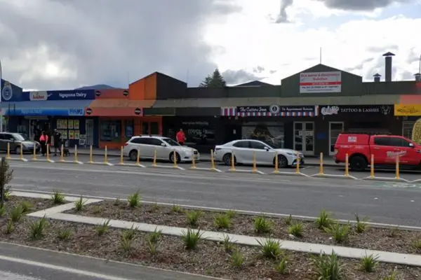 Ngapuna Vapes: Street View Two