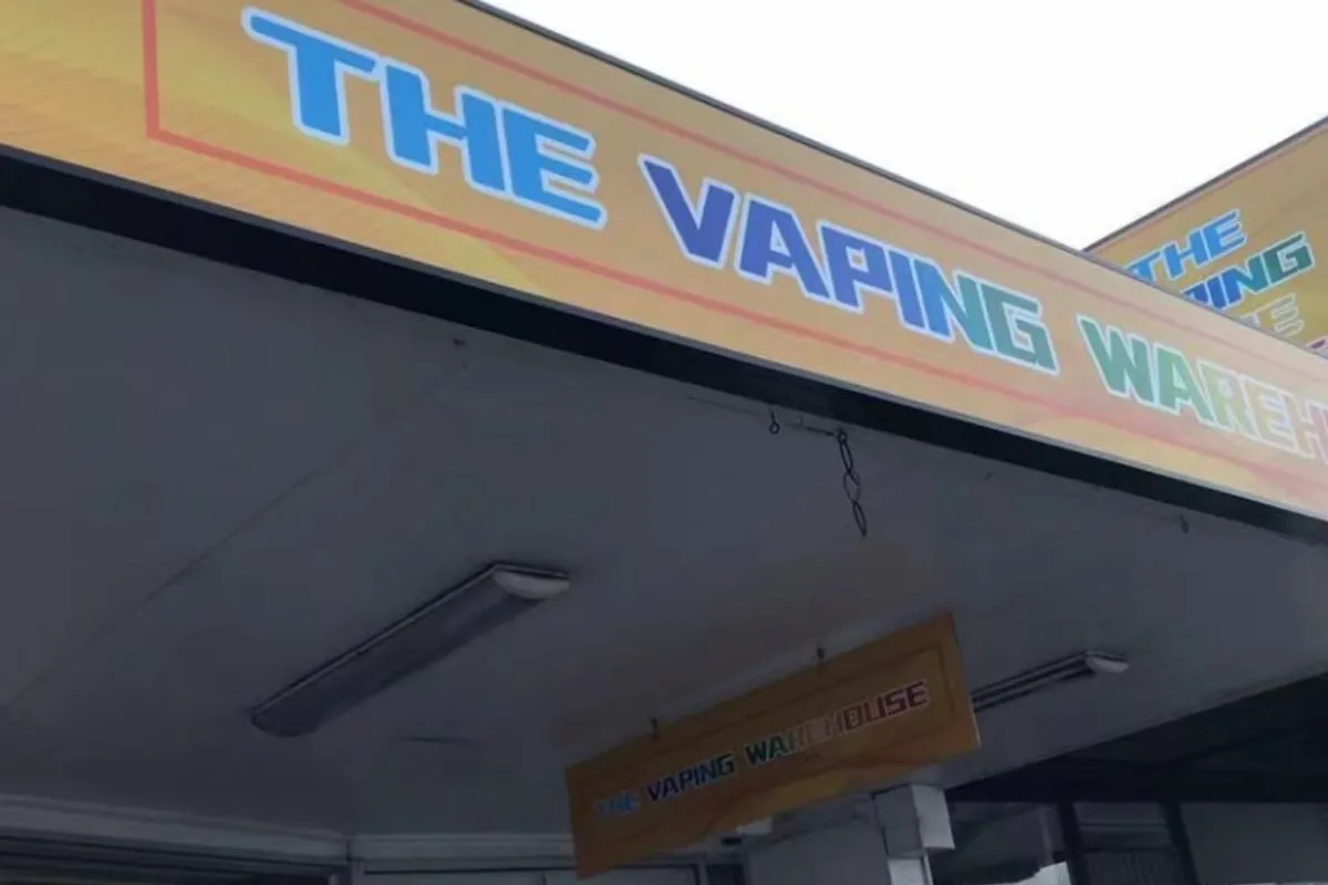 The Vaping Warehouse Outside 1