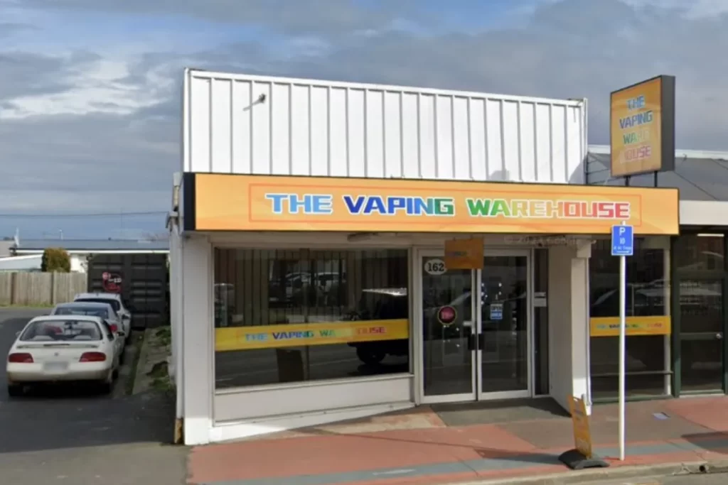 The Vaping Warehouse Outside 2