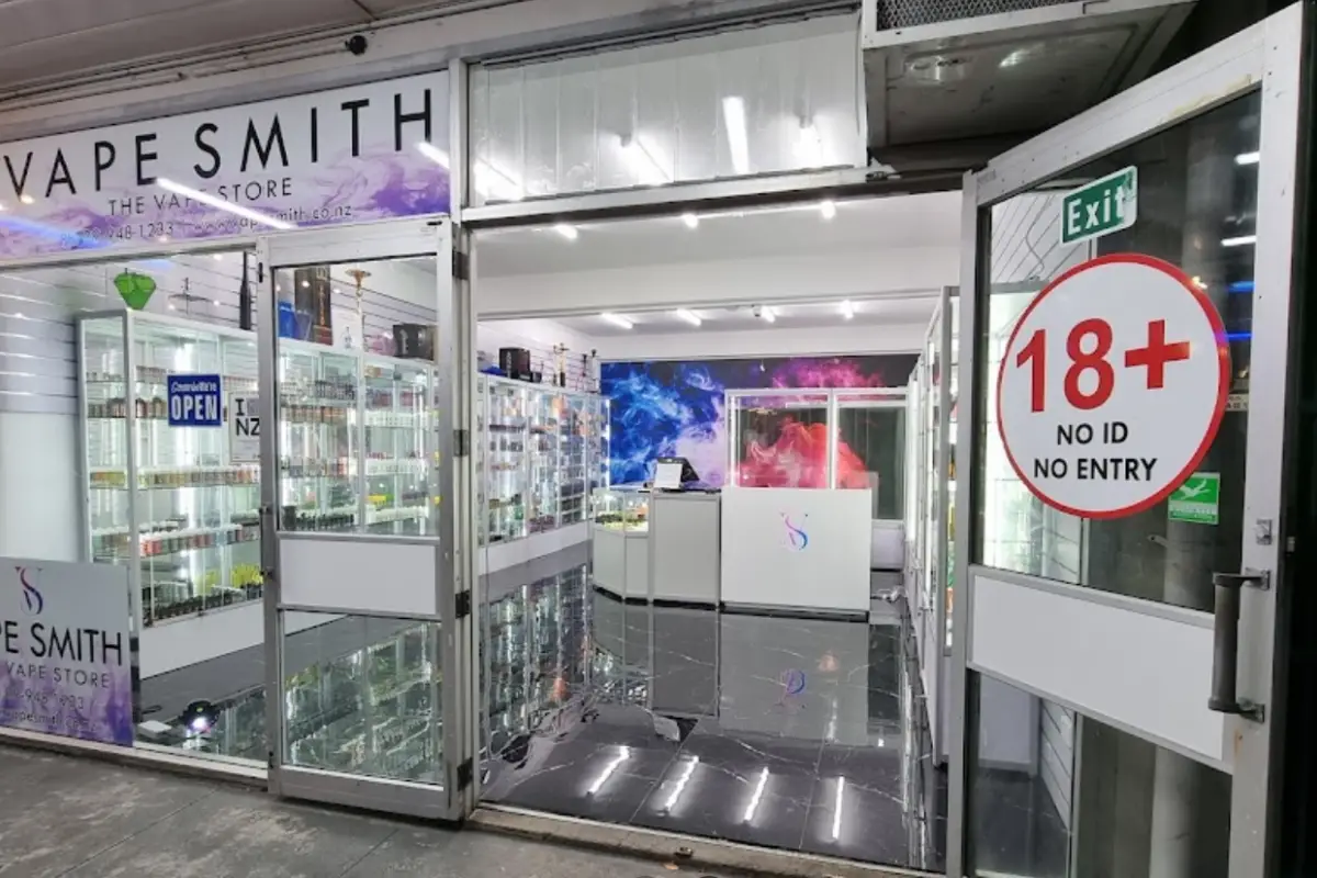 Vapesmith Manurewa Cover